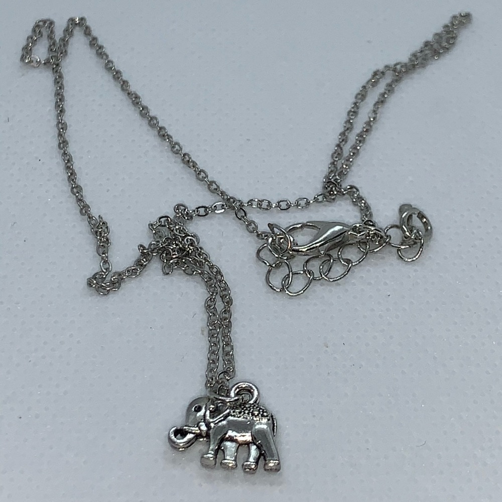 Elephant Good Luck Horseshoe Pendants Necklaces - Picture 3 of 3